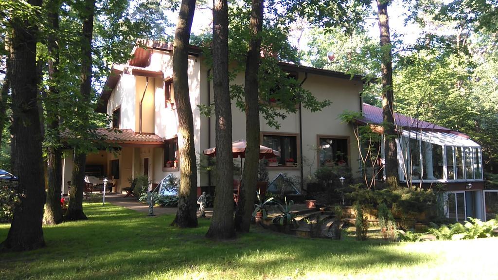 Podkowa 3*